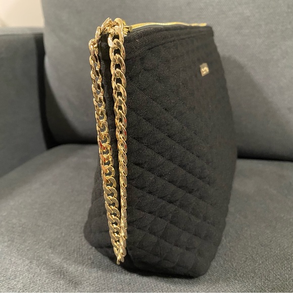 ⭐️Tarte Quilted Cosmetic Makeup Jewelry Bag Wristlet Clutch Purse Gold Chain - Picture 9 of 16